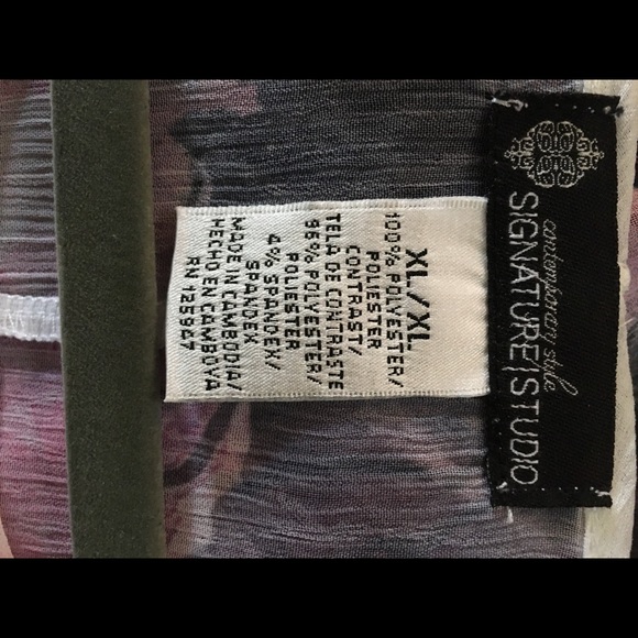 Pretty Blouse - Picture 3 of 3